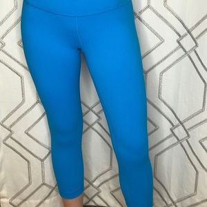 Under Armour Neon Cropped Workout Pants